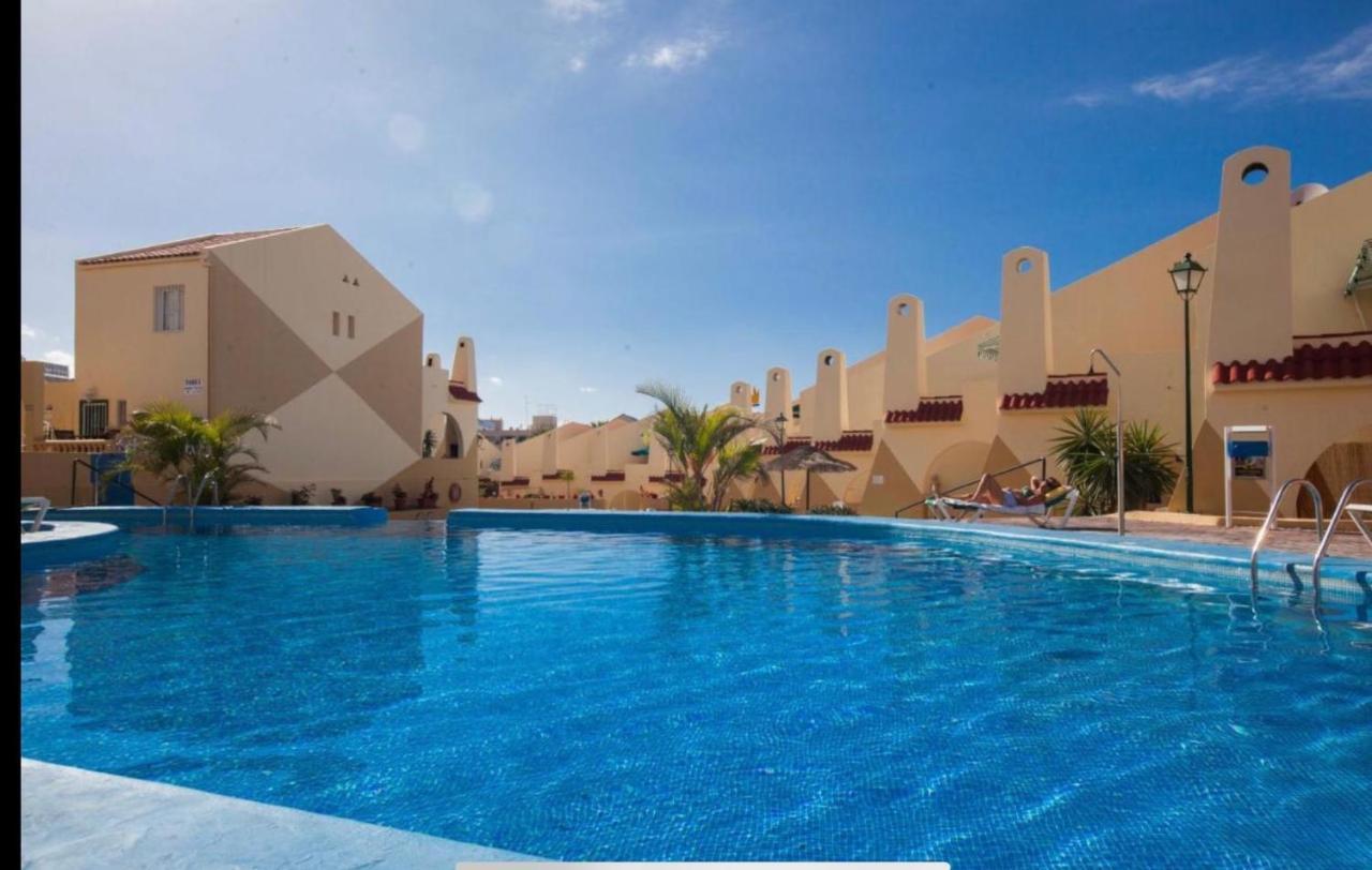 Cozy Pool View Apartment H-11 Mareverde Costa Adeje Dış mekan fotoğraf